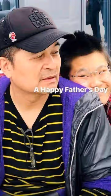 畢福劍女兒近照引熱議!剪朋克頭穿緊身褲,身材肥胖越來像男生!