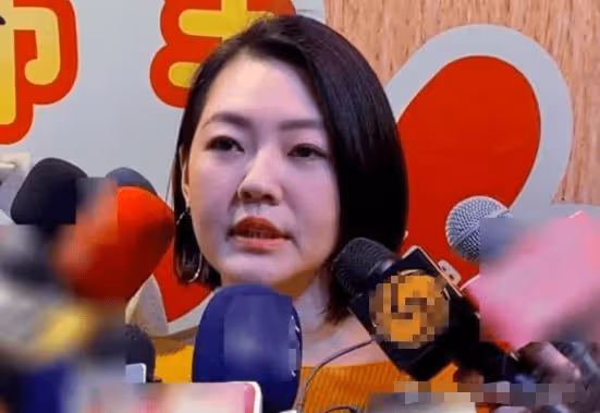 小S火力全開!代替大S應對媒體刁鑽問題,還告訴記者自己好久沒過夫妻生活了