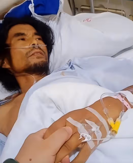 麵筋哥病情惡化需轉院,兒女一起現身求助,希望大家救救父親