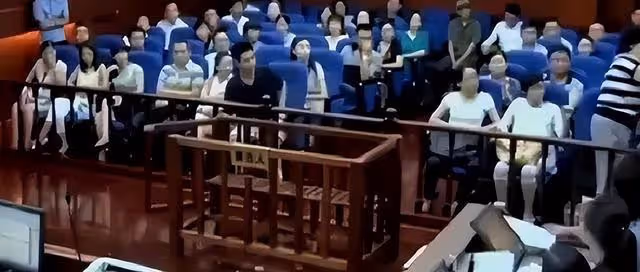 紀實35歲女子地鐵出口暈倒,路過18人無一人敢扶致死,法官賠31萬
