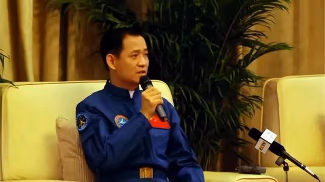 聶海勝妻子:在丈夫上太空前提離婚,保密生活隱藏了多少辛酸