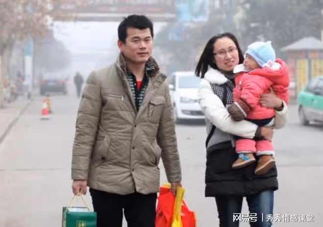 老家拆遷婆婆把錢全給姑姐,知道事情過程,我哭著再給姑姐十萬