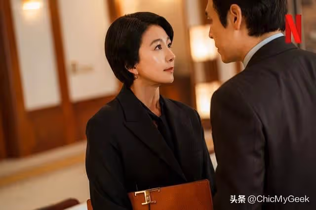 年度炸裂必看韓劇，上來就是總理暗殺總統