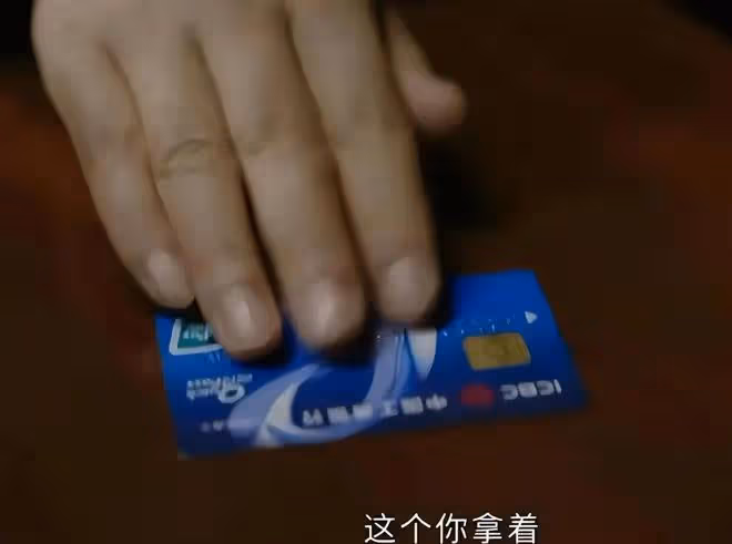 央視力推沒用!《海天雄鷹》差評一片,網友給出的理由出奇一致