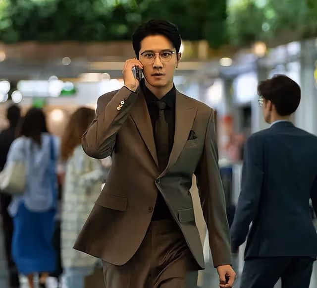 玫瑰的故事：看懂玫瑰對4個男人不同的情緒反應，就知她究竟愛誰