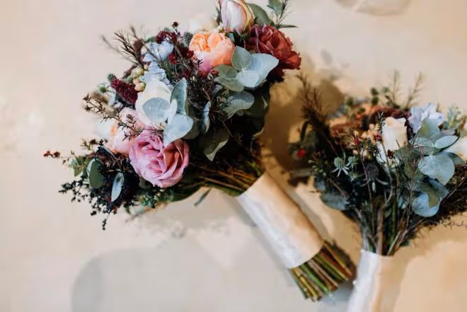 女兒結婚我想陪嫁50萬，兒子摔東西兒媳鬧離婚，家裡亂成一鍋粥