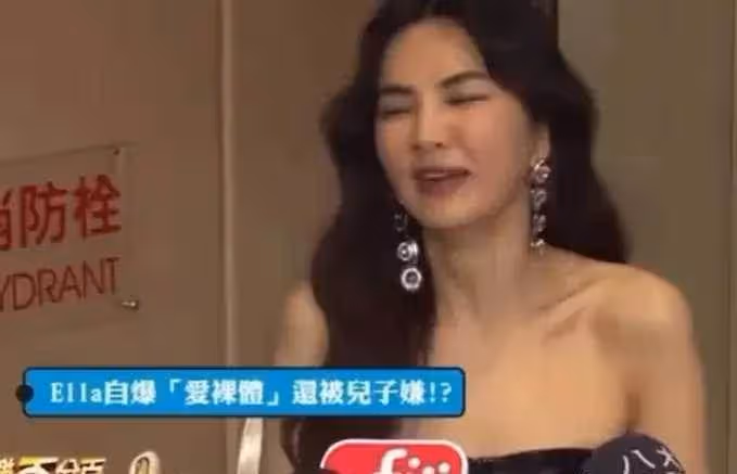 Ella在家「裸體運動」被兒子撞見,「兒子的一句話」讓她尷尬又感動!