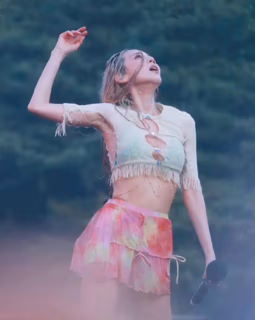 她想成為新一代水彈女神？大膽表示只要簽約多會脫更多！