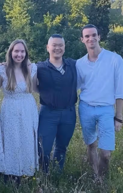 畢福劍女兒曬出遊照，個性髮型引熱議，網友：越來越像岳雲鵬！