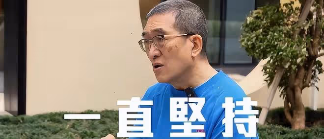 李啟言歷時2年將擺脫癱瘓,下月有望實現站立,手腳實現輕微擺動