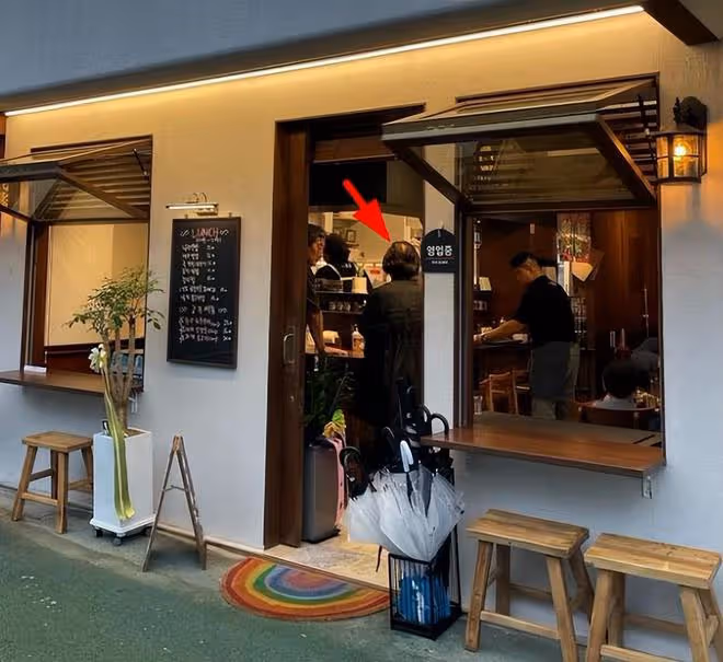 大S具俊曄烤肉店生意火爆,吃烤肉送夫妻簽名照,麵條12元一碗