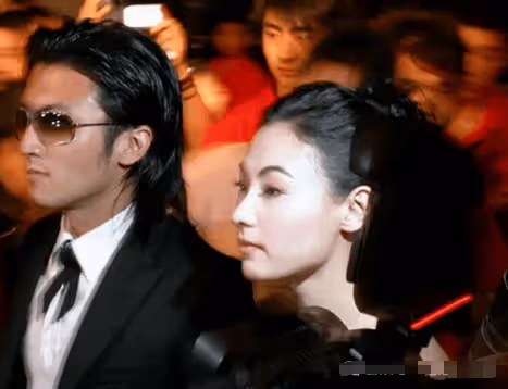 落幕!王菲不再糾纏謝霆鋒?三人如今都好,謝賢欣喜若狂!