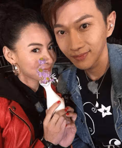 謝霆鋒終於清白了!張柏芝曬三兒子正臉照,與前夫無半點相似