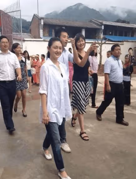 夸馬小梅還太早,俏江南還在的時候,大S同樣是夫唱婦隨的