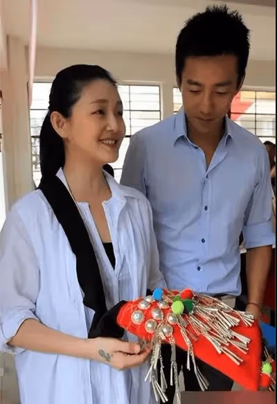 夸馬小梅還太早,俏江南還在的時候,大S同樣是夫唱婦隨的