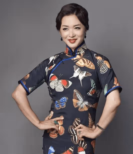 金星第一任妻子長相貌美如花,離婚時還懷著孕,如今過得怎樣了?