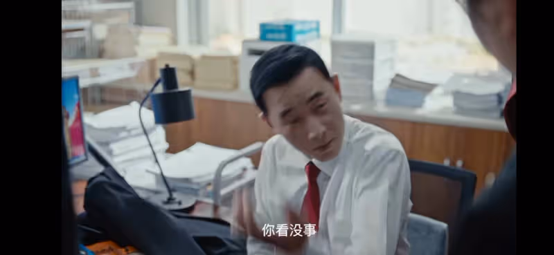 《孤戰迷城》《執行法官》各看8集,一個已棄,一個可以看