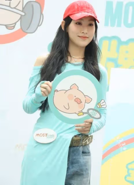 TVB小花傳因不續約遭雪藏,現身活動未見TVB派員採訪,預告繼續消失