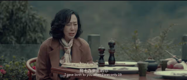 劉亦菲的影后媽媽,當紅時嫁世界冠軍,61歲復出爆紅,越老越優雅