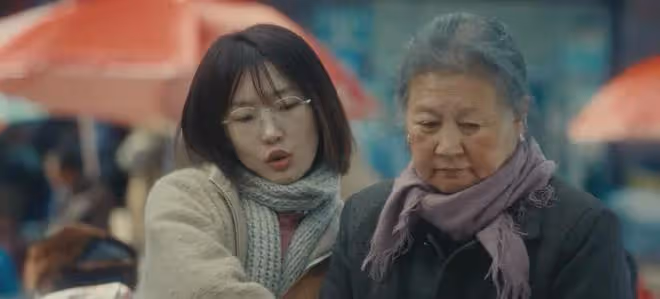 柳岩、張予曦真素顏吃火鍋,臉黃眉毛禿,看完治好了顏值焦慮症!