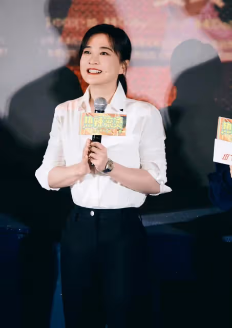 賈玲女性楷模!再次導演影后雙提百花獎,感受女性力量的強大