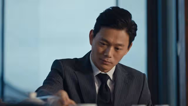 《執行法官》:楚雲初戀出現,董明被被高利貸公司坑慘
