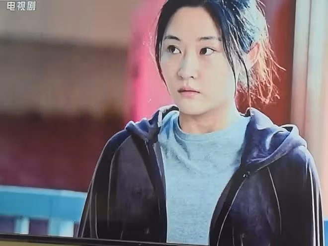 執行法官:沒被女主圈粉,卻被這個95後女孩吸睛,表演張力夠猛