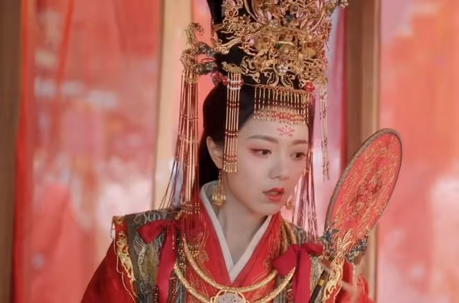 度年華容卿是重生嗎?蘇老二醉了,輕輕的碎了