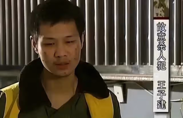 回顧女護士遭45歲領導多次侵犯,哀求:你年紀大,別再找我好不好