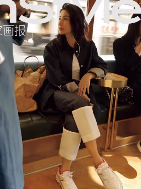 郭晶晶巴黎奧運最新雜誌照:穿中式旗袍英姿颯爽,端莊大氣又美麗