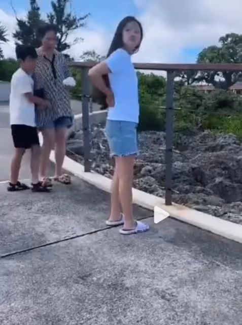 大S女兒和汪小菲團聚,披著一頭長髮,張蘭感慨孫女長大了好多