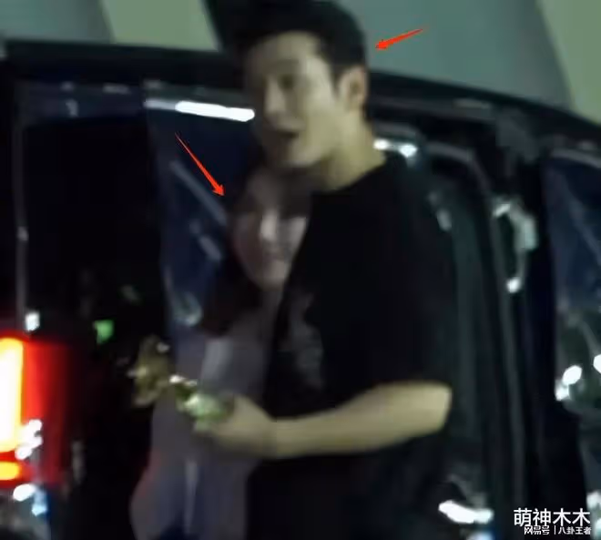 離開黃曉明算個屁!baby淪為辛巴助播,前夫再獲影帝,葉柯送祝福
