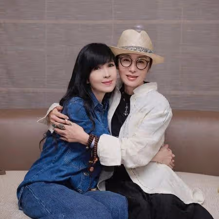 《與龍共舞》張敏近照曝光!隔30年重逢周慧敏 她驚:以為只是說說