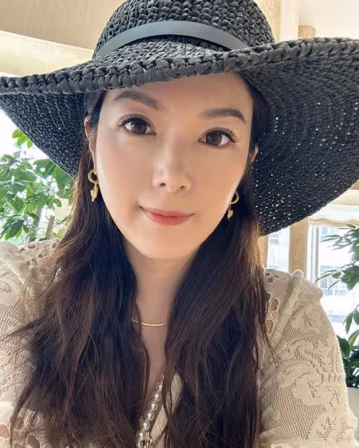 前TVB傳婚變女星大曬靚照,被老公罕見點贊!體重曾達170磅被嘲笑