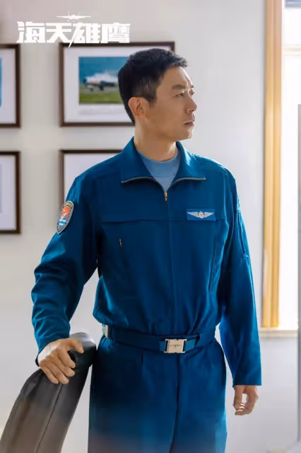 海天雄鷹：謝振宇才是新時代的李雲龍！航母戰略外線出擊側後殲敵