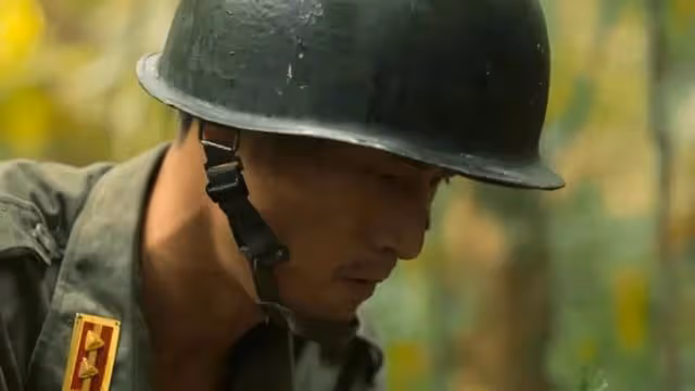 《孤城迷戰》開播!他的間諜,臥底內鬼,漢奸身份?讓她意亂情迷