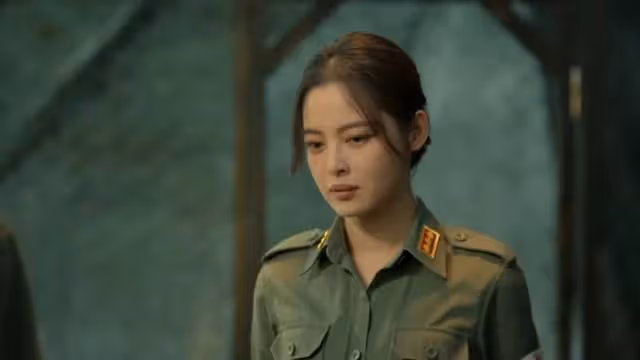 《孤城迷戰》開播!他的間諜,臥底內鬼,漢奸身份?讓她意亂情迷
