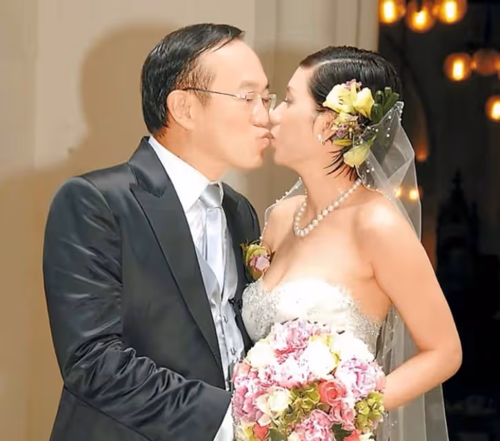 香港女星羅慧娟患胰腺癌離世12周年,老公有情有義,每年登報悼念