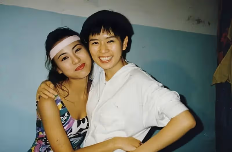 香港女星羅慧娟患胰腺癌離世12周年，老公有情有義，每年登報悼念