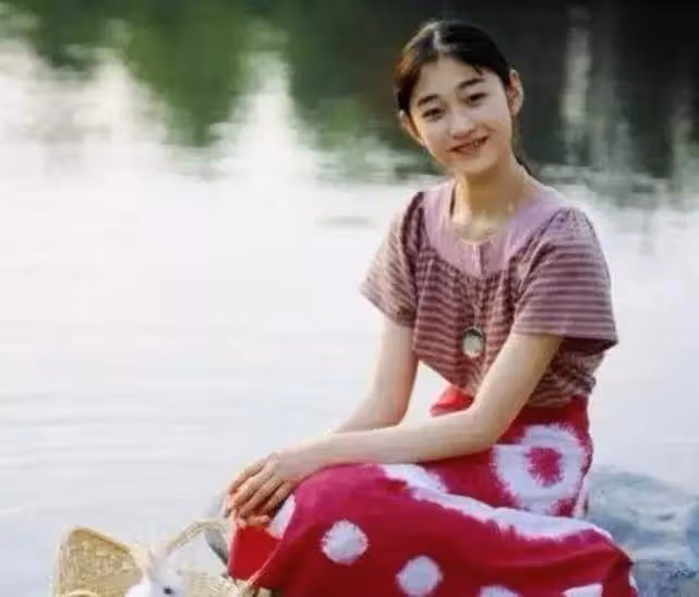 錯付7年感情,被冤枉10年小三,愛錯人的李小冉活出了精彩人生