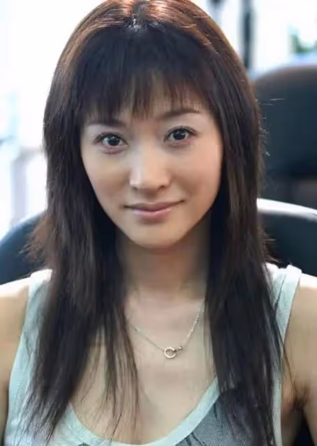 錯付7年感情，被冤枉10年小三，愛錯人的李小冉活出了精彩人生