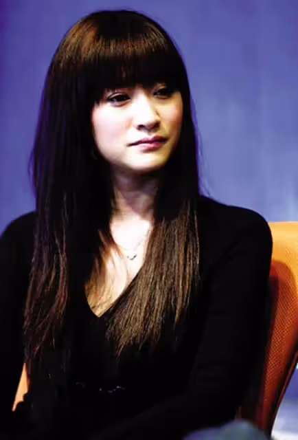 錯付7年感情，被冤枉10年小三，愛錯人的李小冉活出了精彩人生