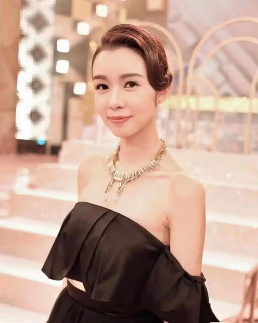 婚後首次夫妻檔接商演!TVB學霸港姐公開埋怨機師老公:造人時間不配合