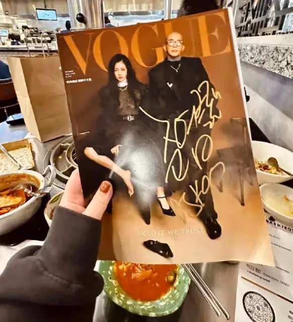 具俊曄烤肉店生意火爆,價格便宜還超會營銷,消費就送夫妻簽名照