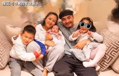 何潔前夫赫子銘再婚,女方出軌家暴舊瓜被重提,曾消費李宇春引爭議