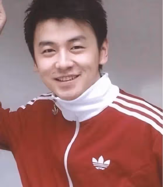 18歲雷佳音我忍了,18歲鹿晗也忍了,看到18歲的黃渤忍不住了!