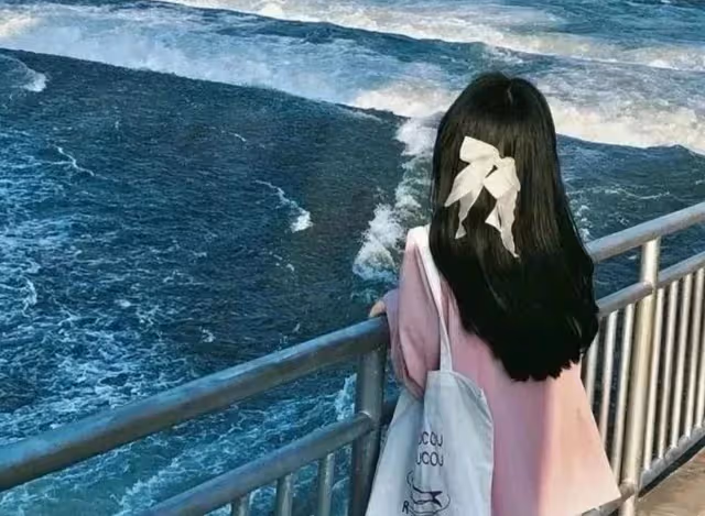 和老公說好不生孩子！結婚18年後悔備孕「成功42歲高齡懷孕」　姪子得知真相後「衝來砸我的千萬豪車」