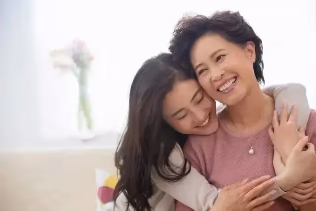 我跟女兒說好，買房我幫忙出1百萬，卻偶然聽到女婿「和親家母的通話」我心寒至極…「決定用一招反擊」女婿啞口無言