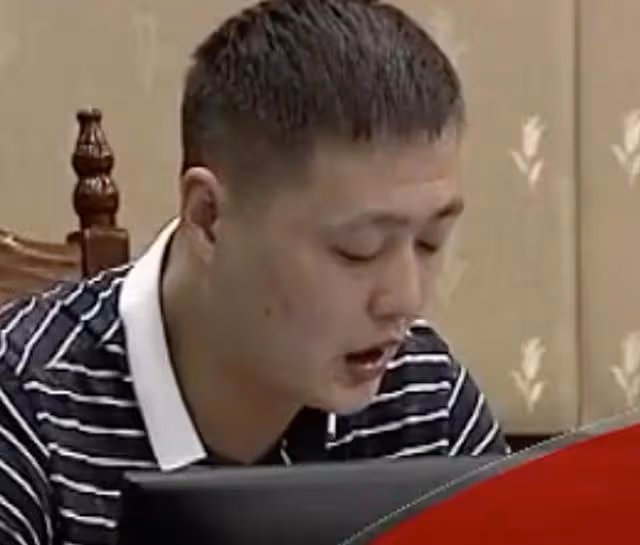 2016年,一婦女打牌時得知,11年前害她賠30萬的死者,竟還活著