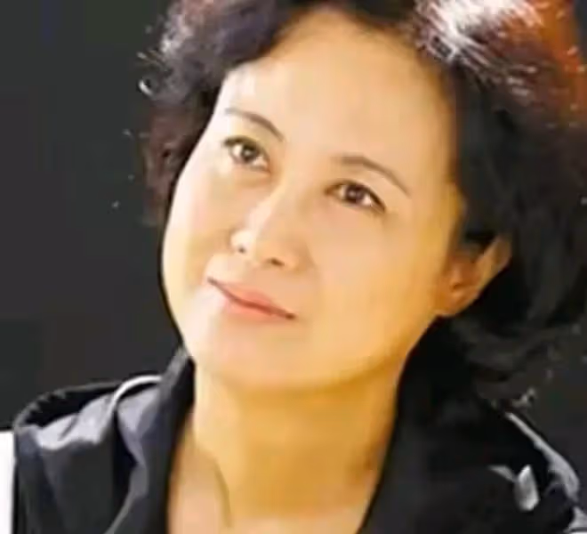 柏寒病逝12年了,臨終將兒子託付給海清,如今海清的堅持令人淚目